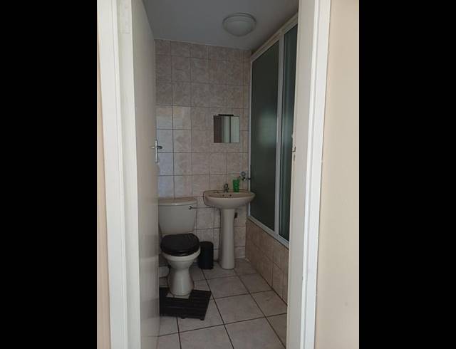 1 BEDROOM PROPERTY TO RENT IN NORTH BEACH